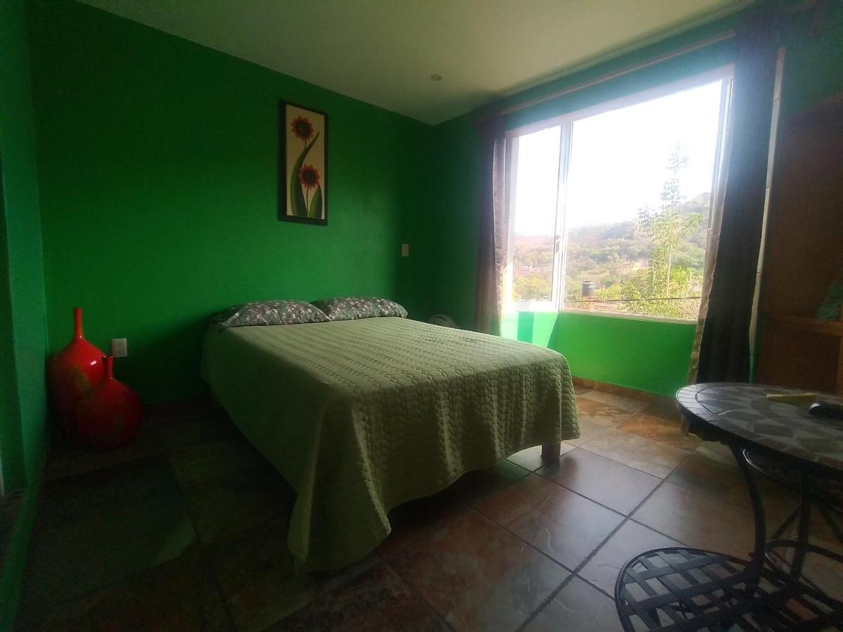 Hospedaje Casa Verde Tepoztlan Ngoại thất bức ảnh